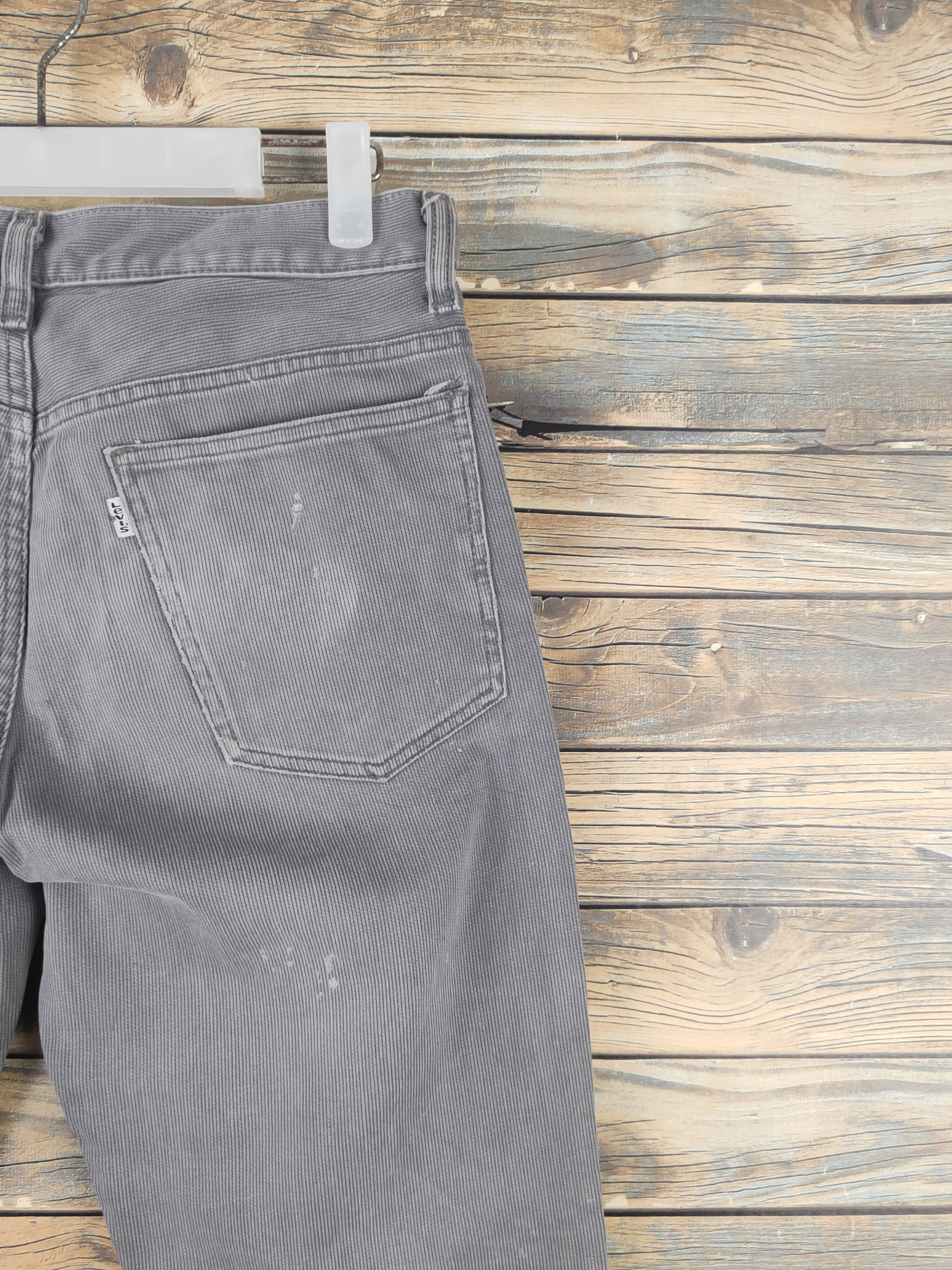 Levi's DL Levi's Dark Gray corduroy vintage Casual Pants #46-240T Size US 31 - 11 Thumbnail