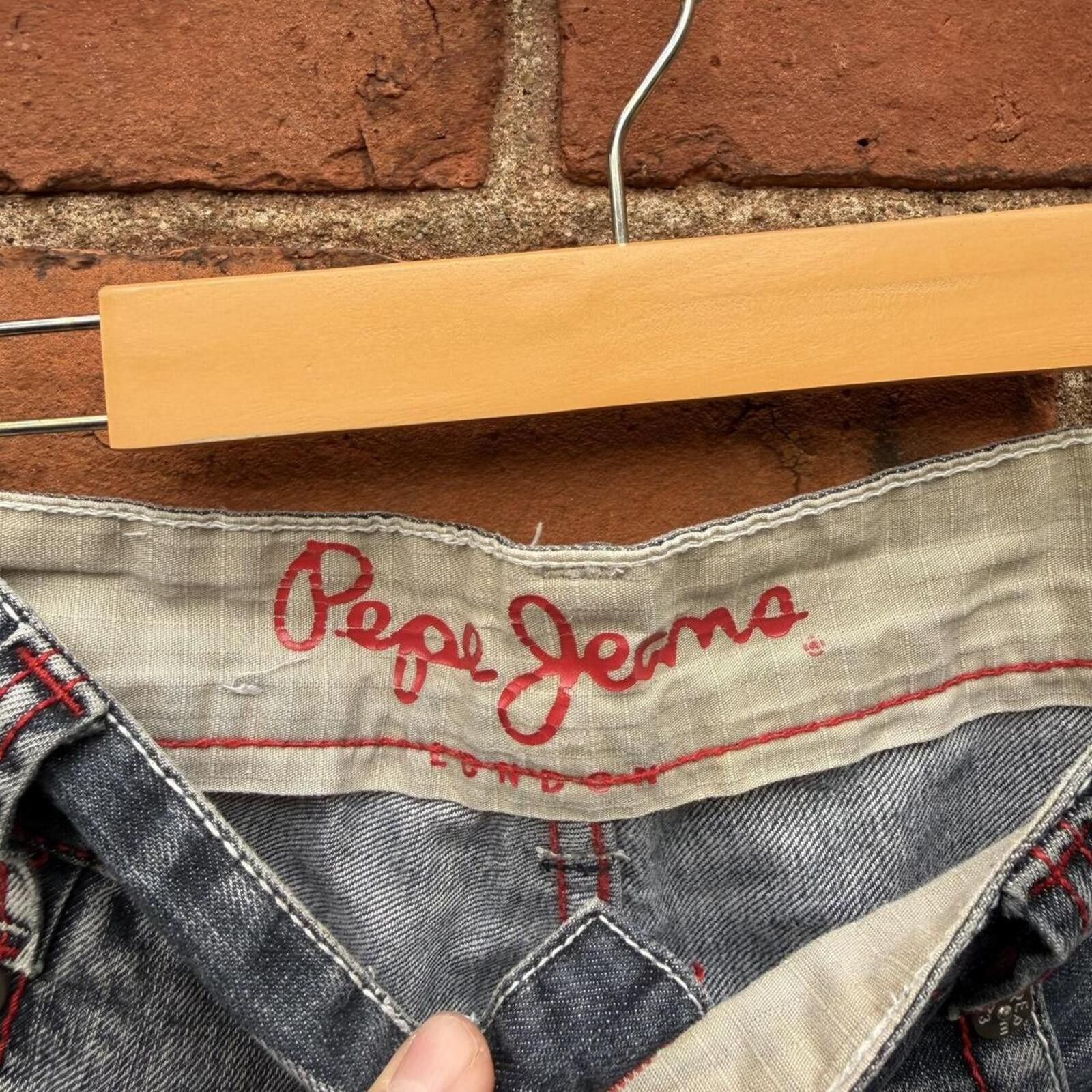 Pepe Jeans vintage Pepe jeans Jean shorts 00s jorts 38x14 Size US 38 / EU 54 - 6 Thumbnail