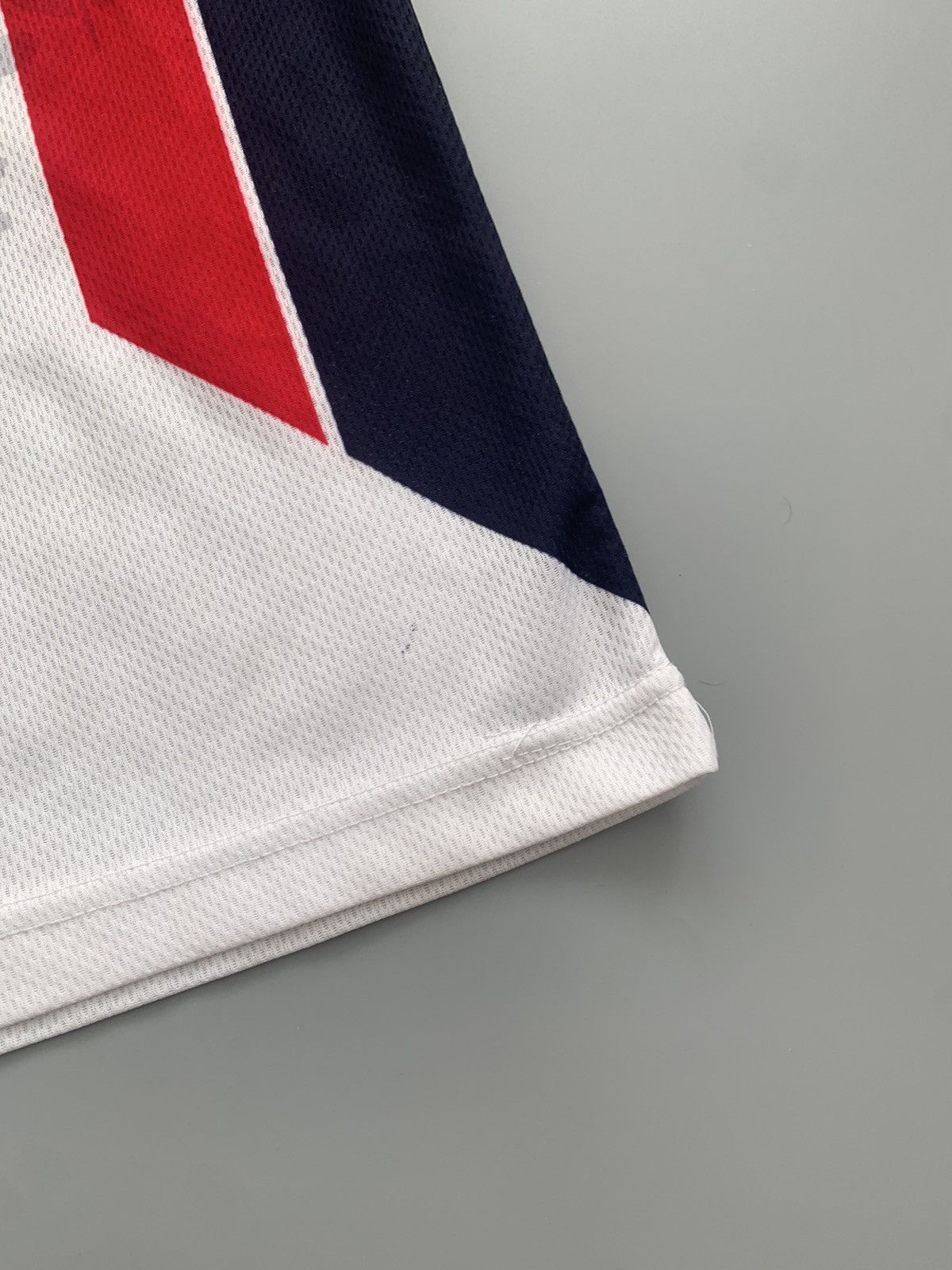 Vintage Vintage England Owen 20 Soccer Jersey Replica Football Shirt Size US M / EU 48-50 / 2 - 10 Thumbnail