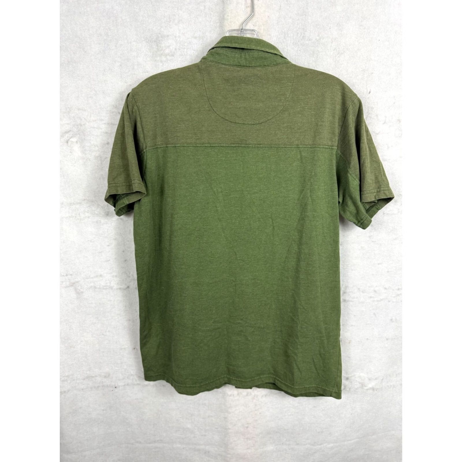 Prana Prana Shirt Mens Button Up Pocket Outdoor Green Hiking Short Sleeve Medium Logo Shirt Mens Regular Green Prana Outdoors 90s Outdoor Hiking Theme Size US M / EU 48-50 / 2 - 6 Thumbnail