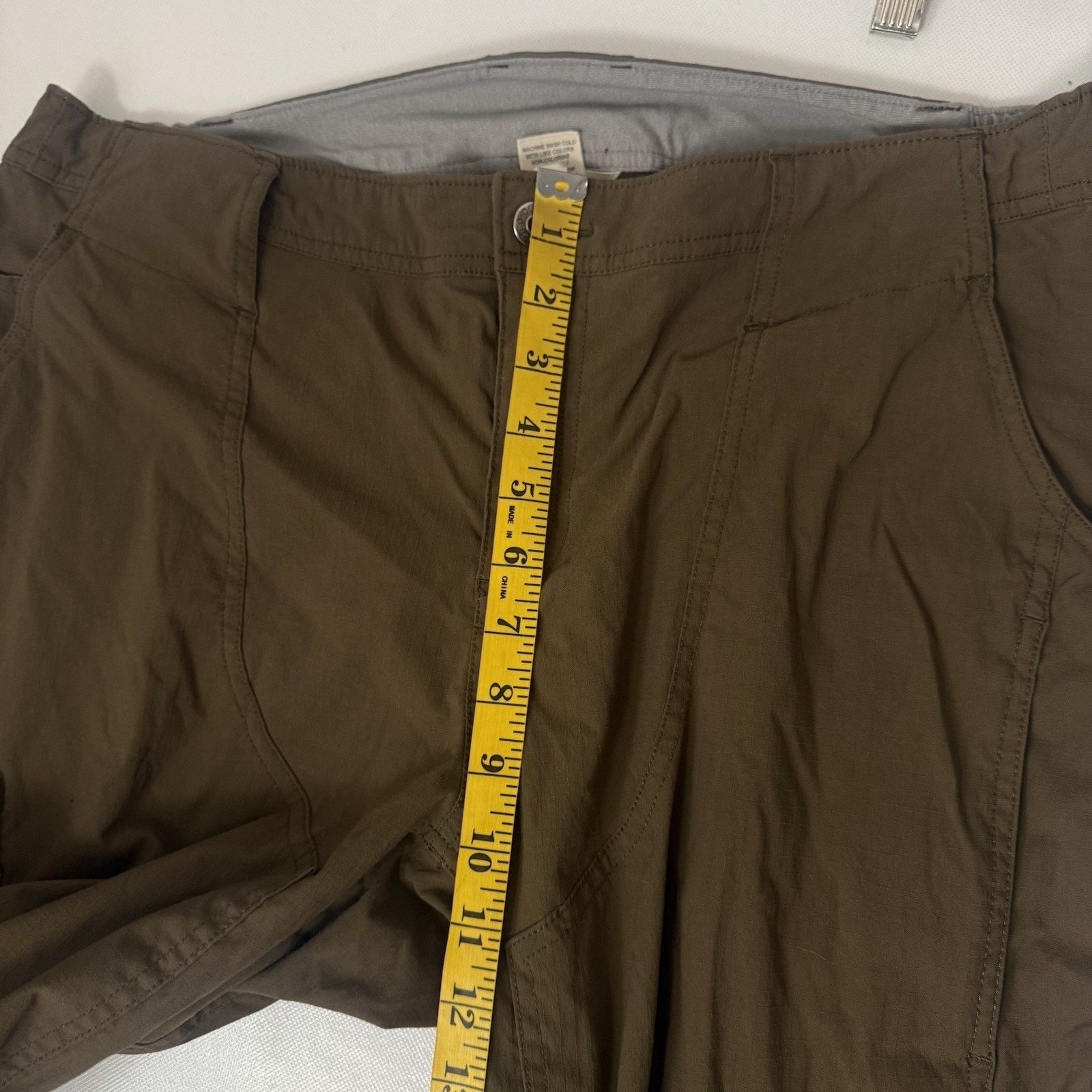 Duluth Trading Company Duluth Trading Cargo Pants Green Nylon Dry Fly Hiking Gorp Size 38" / US 16 / IT 52 - 5 Thumbnail