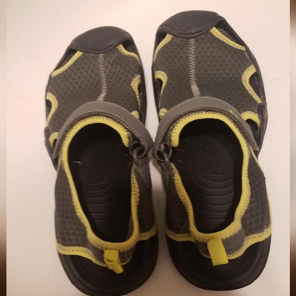 Designer Crocs Gray and Yellow Sandals 9M Size US 9 / EU 42 - 2 Thumbnail