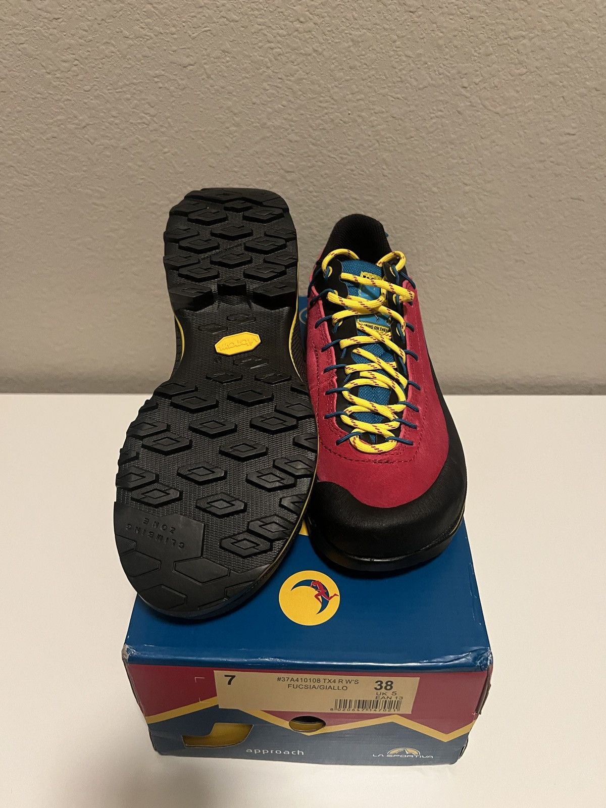 La Sportiva LA SPORTIVA TX4 R Women's Size US 7 / IT 37 - 4 Thumbnail