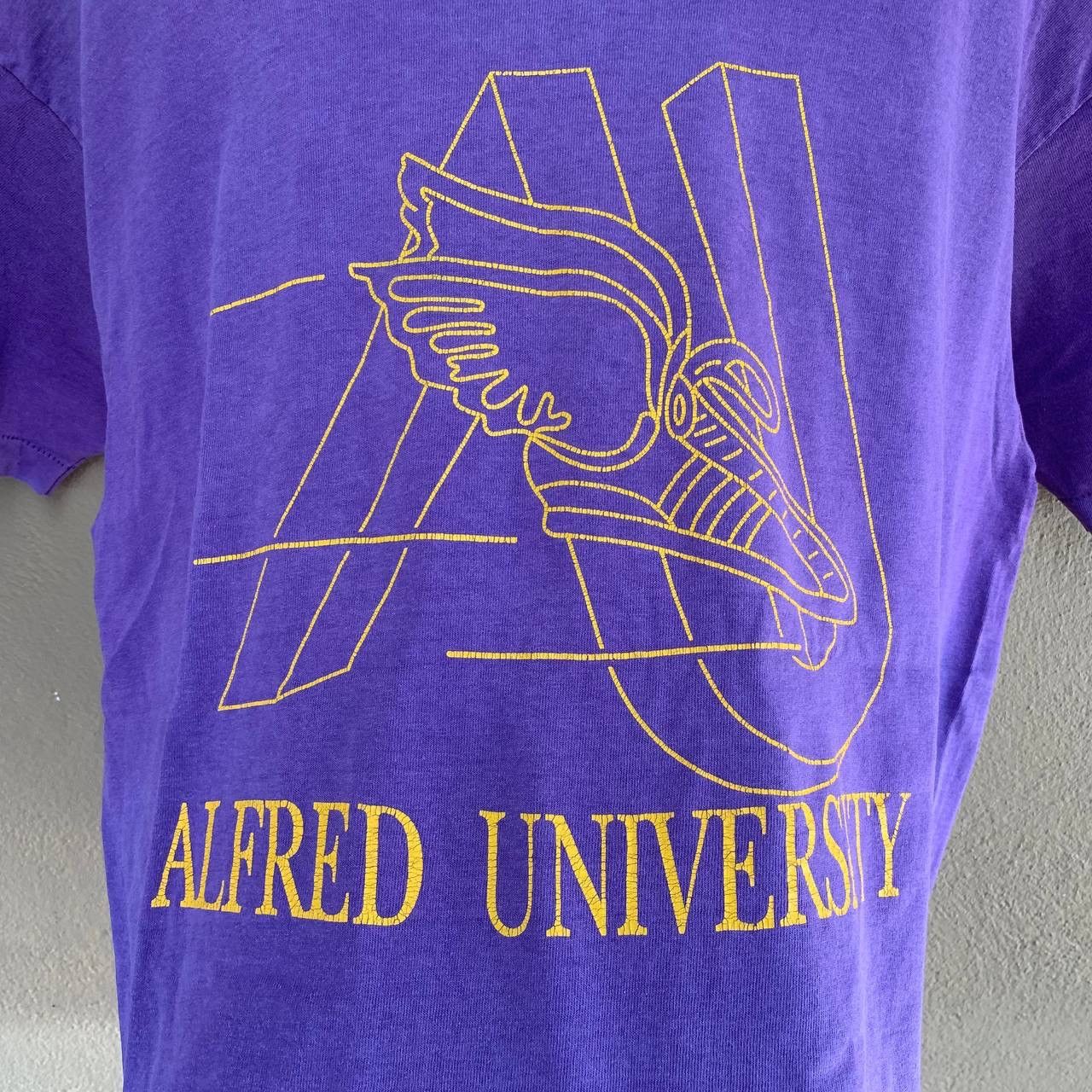 Vintage Rare Distressed Vintage Alfred University Quotes Tees Size US XL / EU 56 / 4 - 3 Thumbnail