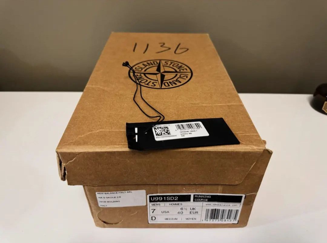 New Balance NEW BALANCE 991 x STONE ISLAND Size US 7 / EU 40 - 8 Thumbnail