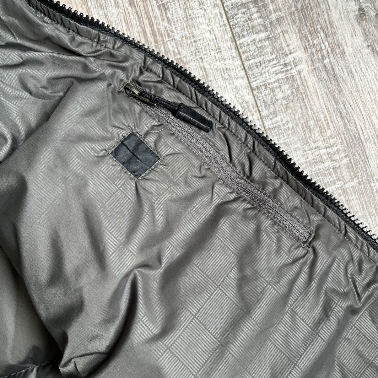 Nike Vintage Nike Y2K Vest Size US M / EU 48-50 / 2 - 7 Thumbnail
