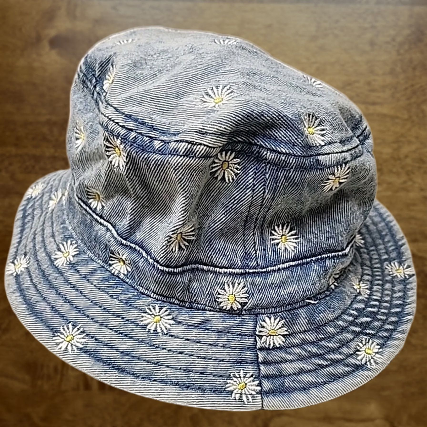 American Eagles Outfitters Printed Trapper Hat American Eagles Outfitters Printed Trapper Hat main image 3