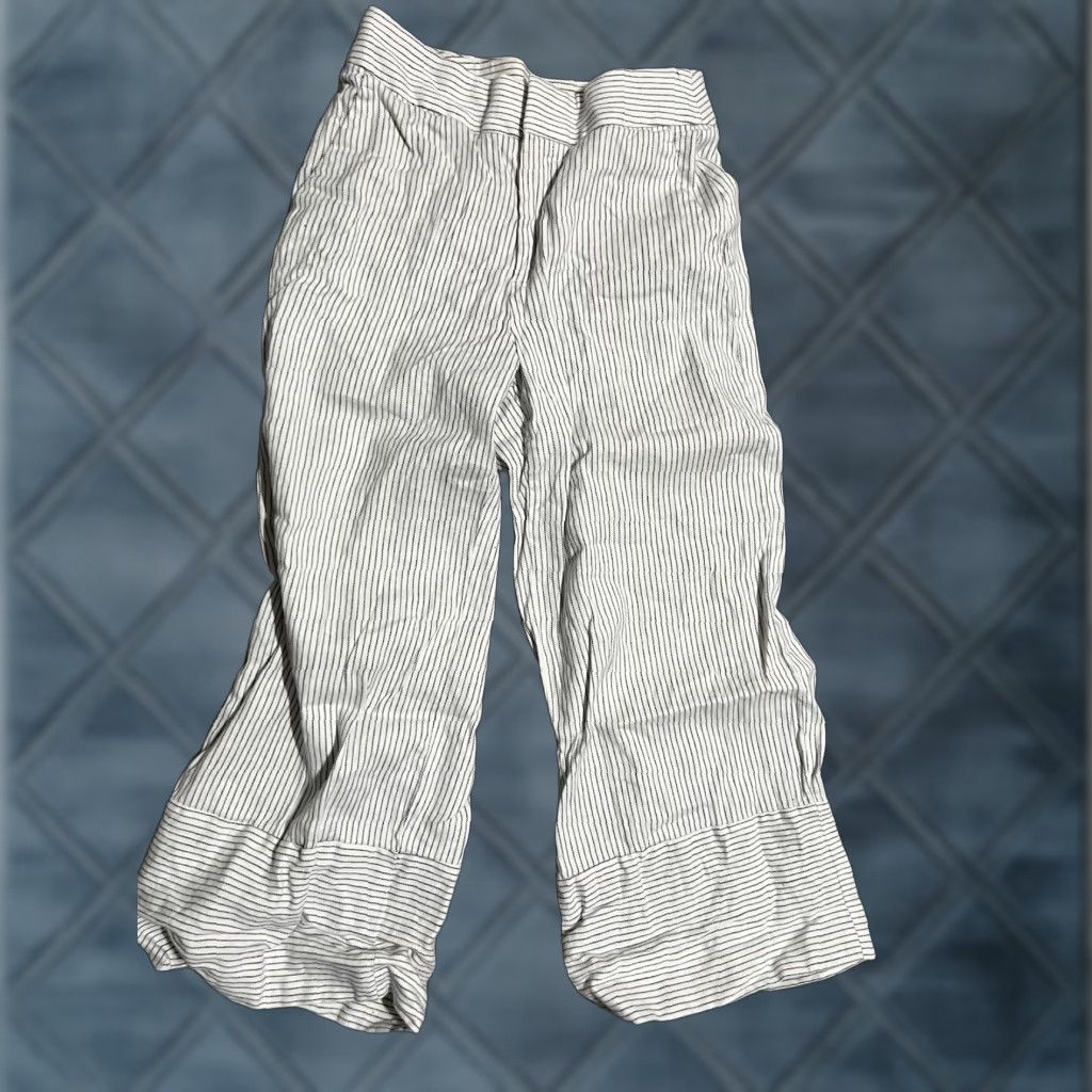 Banana Republic VINTAGE Banana Republic Women's White Linen Cotton Capri Pants 0 Striped Crop Mid-Rise Summer Size 26" / US 2 / IT 38 - 1 Thumbnail