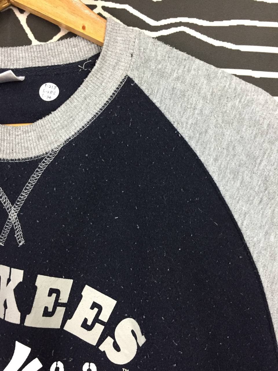 MLB Vtg MLB New York Yankees Raglan Loungewear Pullover Size US L / EU 52-54 / 3 - 5 Thumbnail
