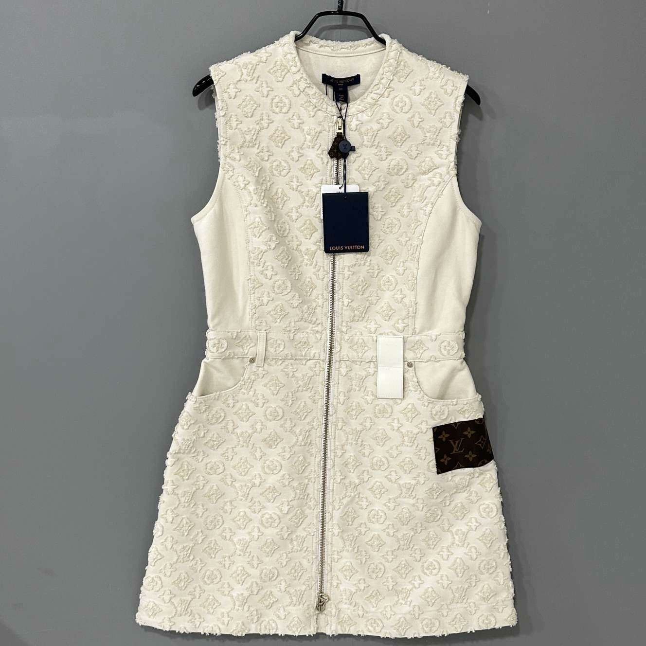 Louis Vuitton Louis Vuitton Denim Dress XS Women Size XS / US 0-2 / IT 36-38 - 1 Thumbnail