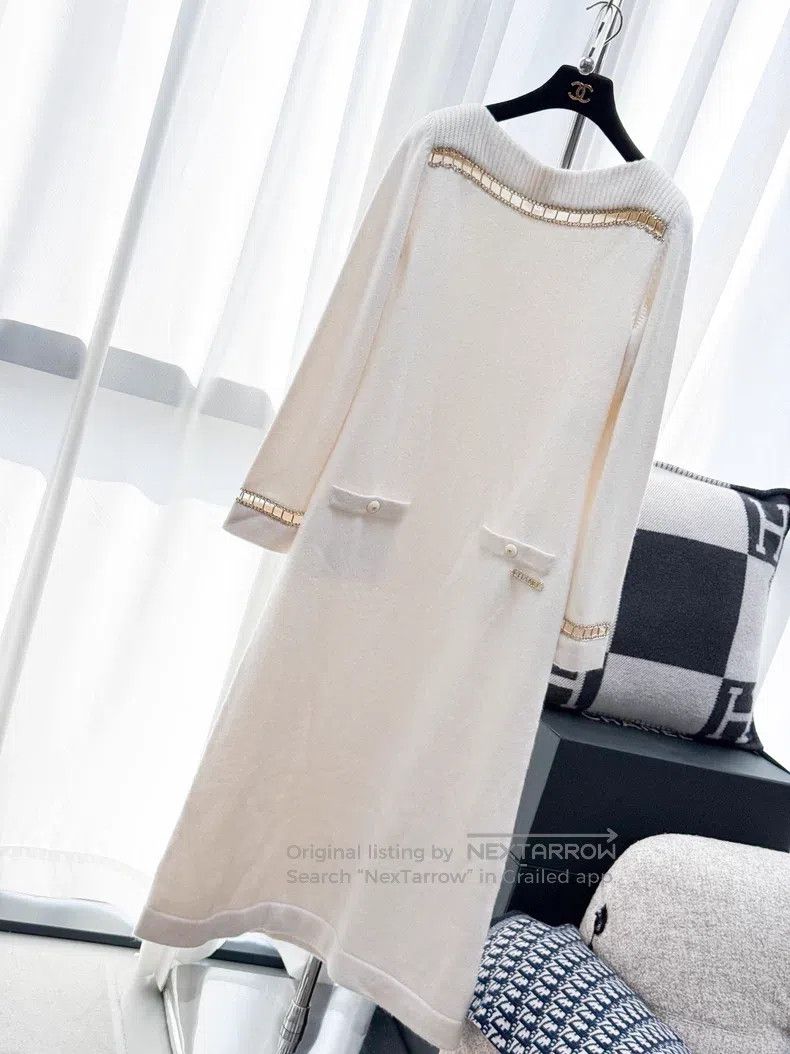 Chanel Chanel Beige hollow chain knitted long-sleeved dress skirt Size XXS / US 00 / IT 34 - 2 Thumbnail