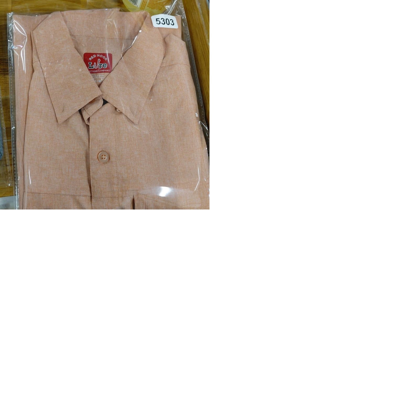 Vintage Red Hook Lure Fishing Shirt Mens M Peach Button Front Short Sleeve Outdoor Size US M / EU 48-50 / 2 - 10 Thumbnail