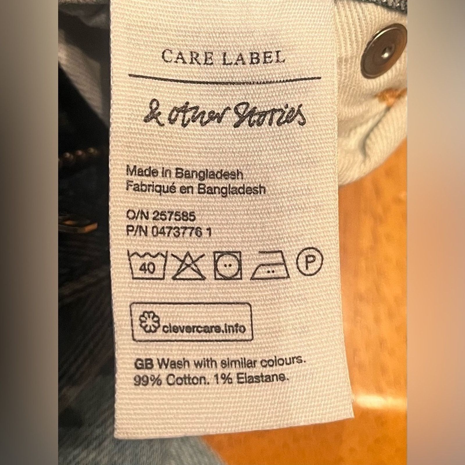 & Other Stories & Other Stories (Paris Atelier) straight leg jeans, size 26. Size 26" / US 2 / IT 38 - 6 Thumbnail
