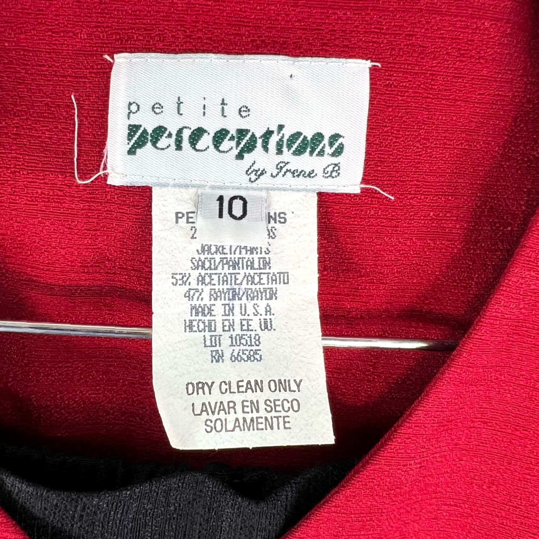 Vintage VINTAGE Petite Perceptions Pants Suit Set Women 10P Red Black Rayon Acetate 2-Piece Jacket Pants 3-Button 38/28 Inseam 28" US Made Womens Size 10P Size 32" / US 10 / IT 46 - 5 Thumbnail