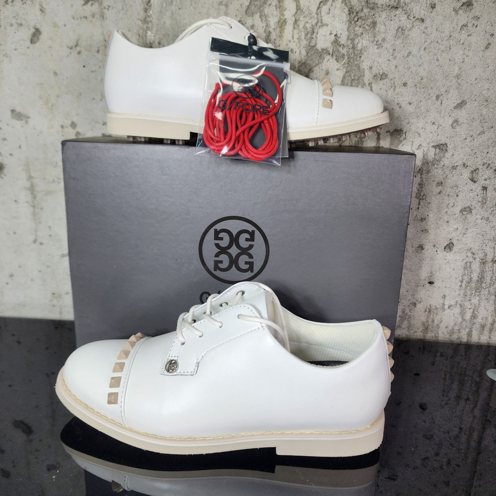 G/FORE MSRP $250 G/Fore Stud Cap Toe Gallivanter Size 6.5 Women Size US 6.5 / IT 36.5 - 2 Thumbnail