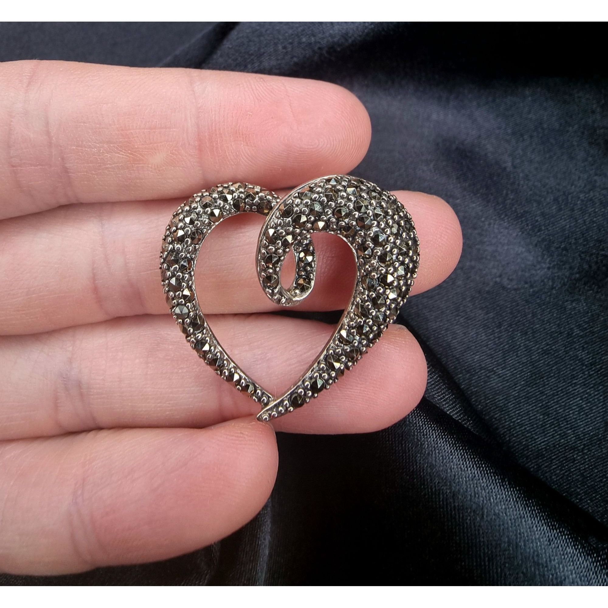 Vintage Vintage 925 Sterling Silver Marcasite Heart Brooch Pin Elega Size ONE SIZE - 4 Thumbnail