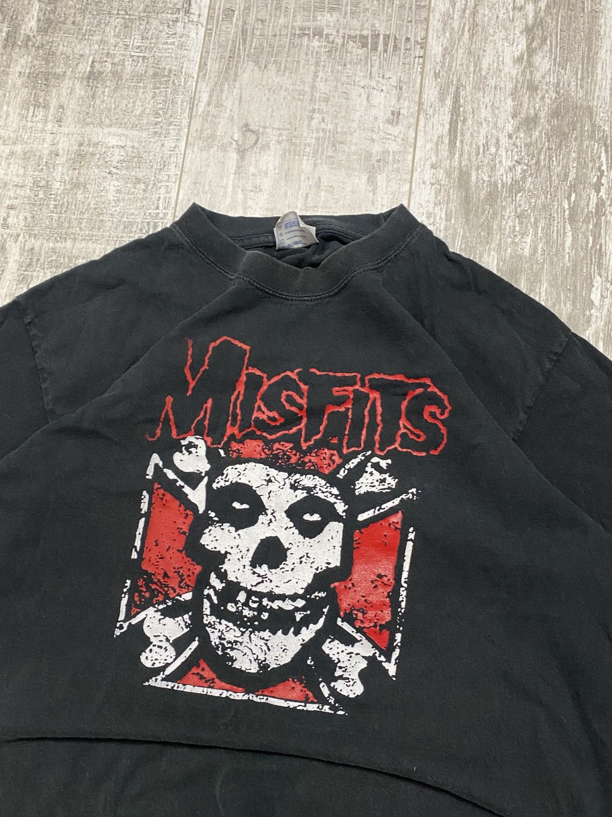 Band Tees 🔥VINTAGE Y2K 00S MISFITS BIG LOGO FADED T-SHIRT Size US L / EU 52-54 / 3 - 3 Thumbnail