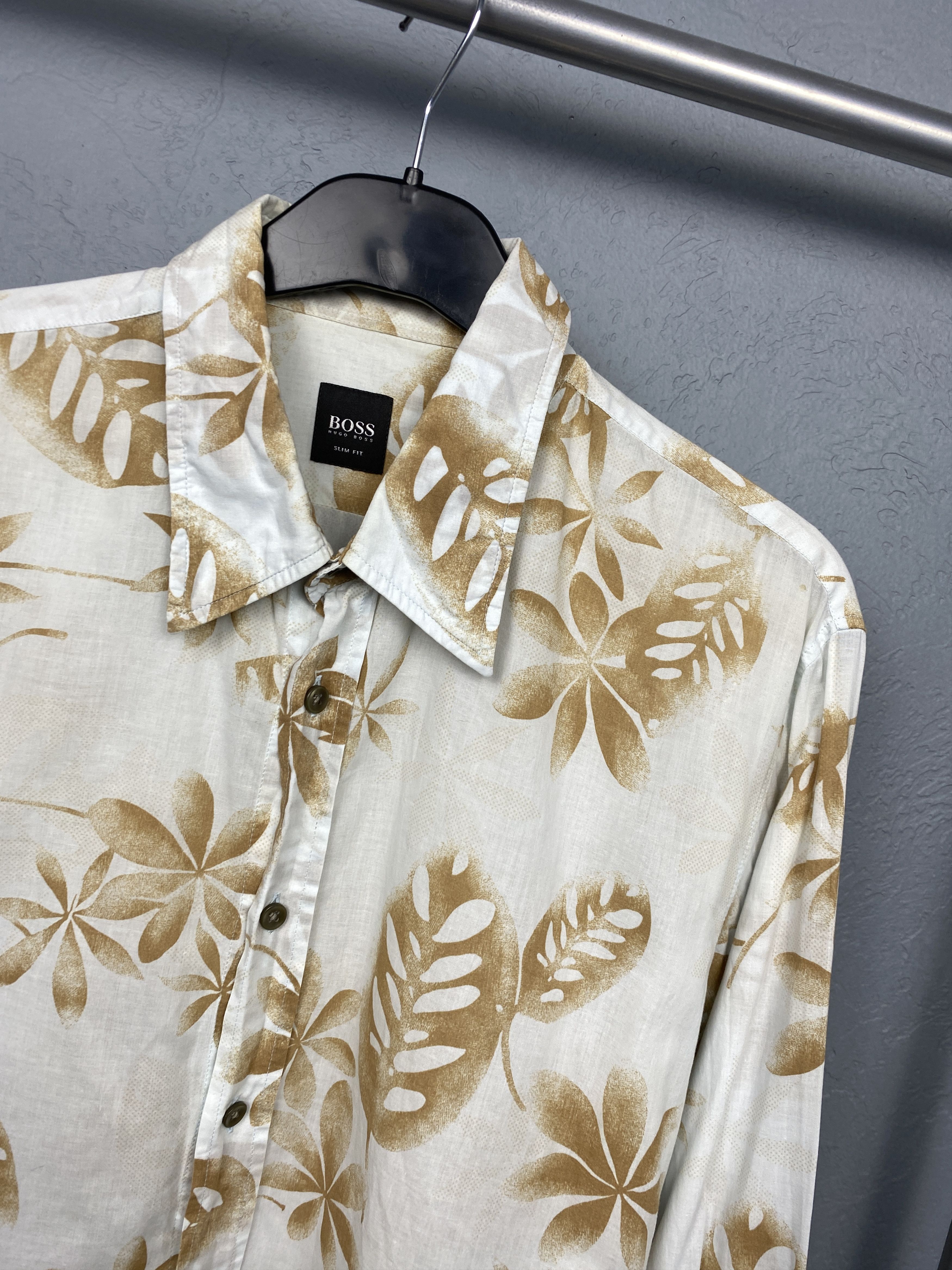 Hugo Boss × Vintage Hugo Boss Vintage Mens Floral Print Shirt Slim Fit Size US XL / EU 56 / 4 - 2 Thumbnail