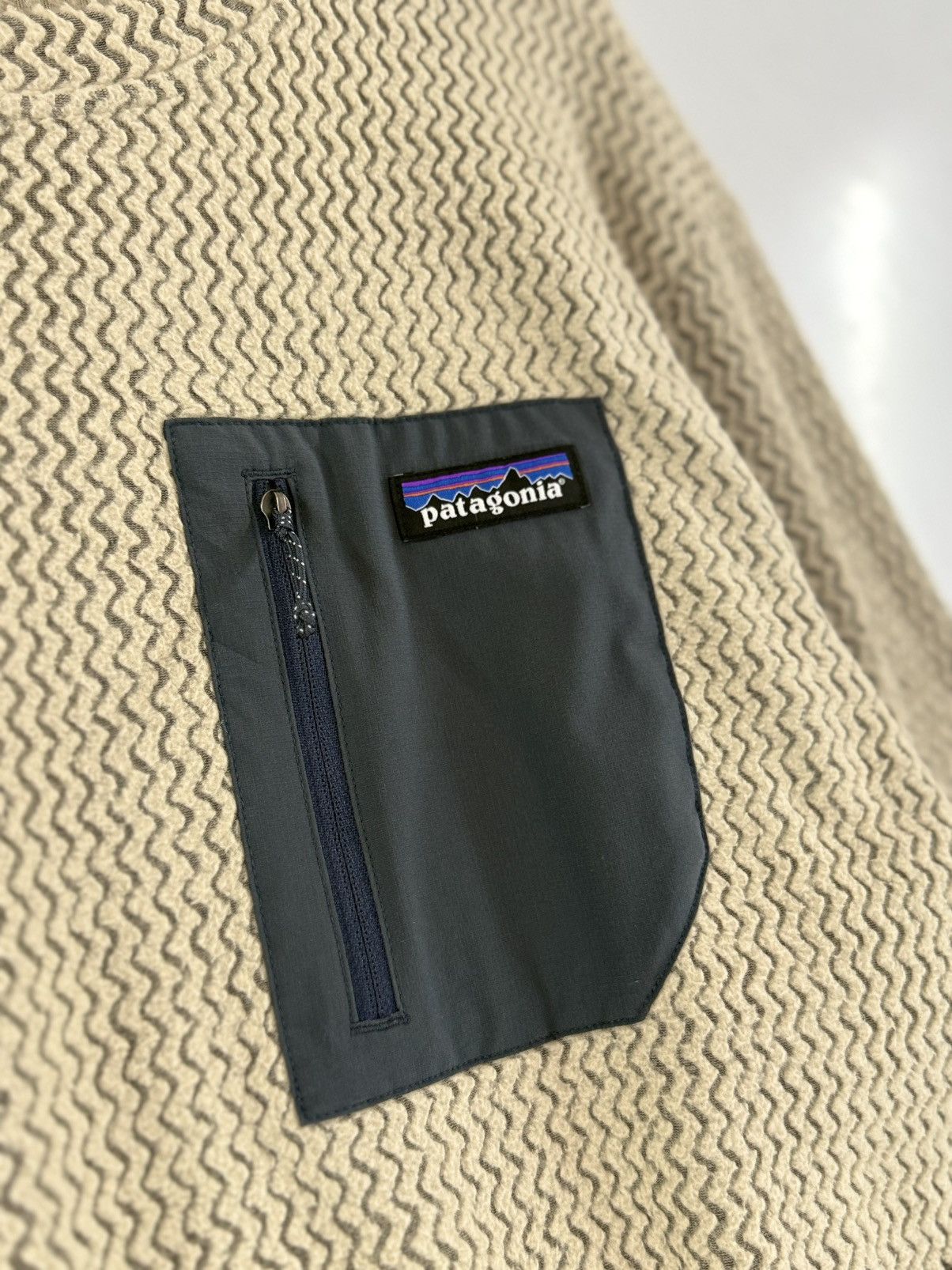 Patagonia 🔥 Patagonia R1 Air Crew Fleece Sweatshirt - XL Size US L / EU 52-54 / 3 - 7 Thumbnail