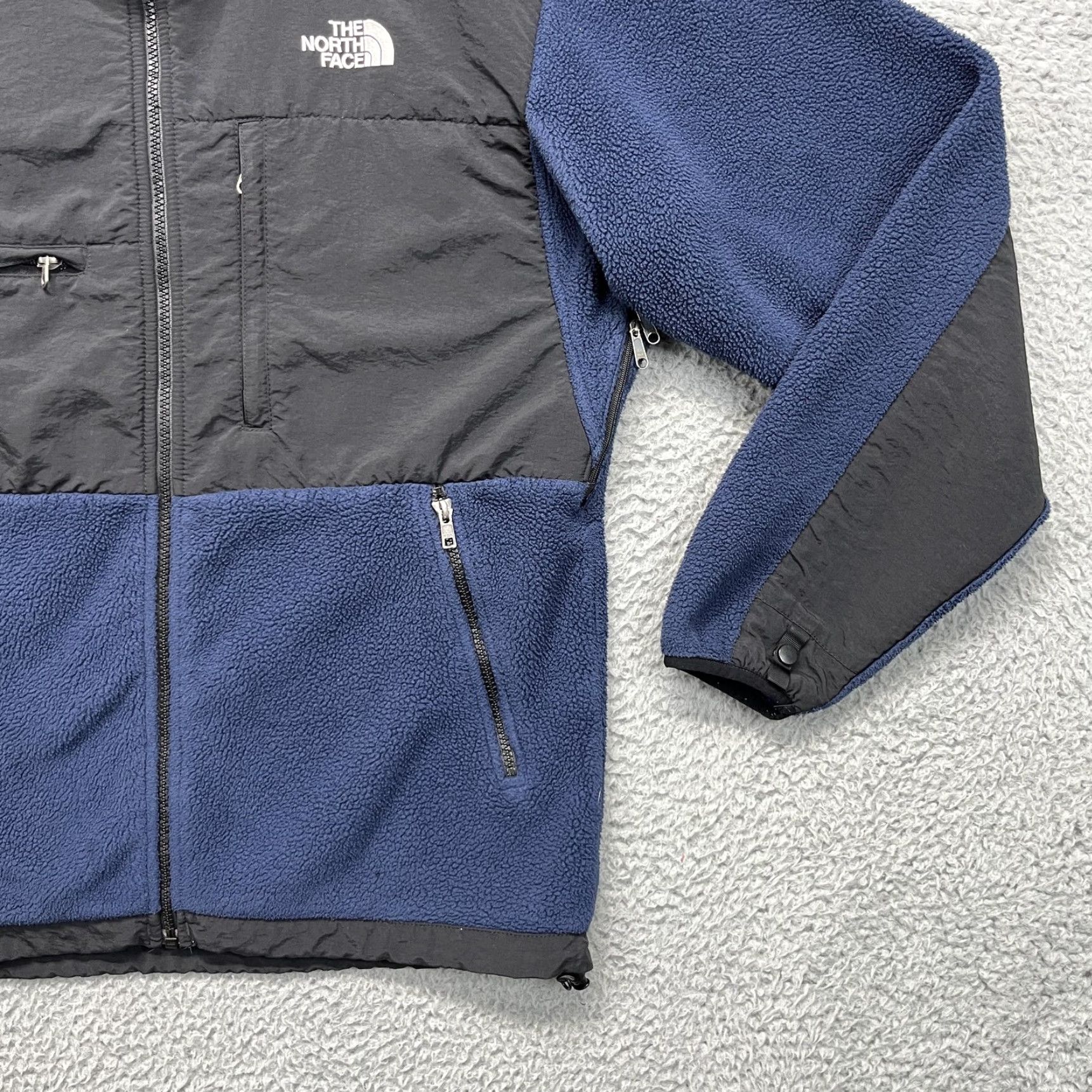 The North Face VINTAGE The North Face Retro Denali Jacket Mens M Navy Blue Polartec Fleece A193 Size US M / EU 48-50 / 2 - 5 Thumbnail