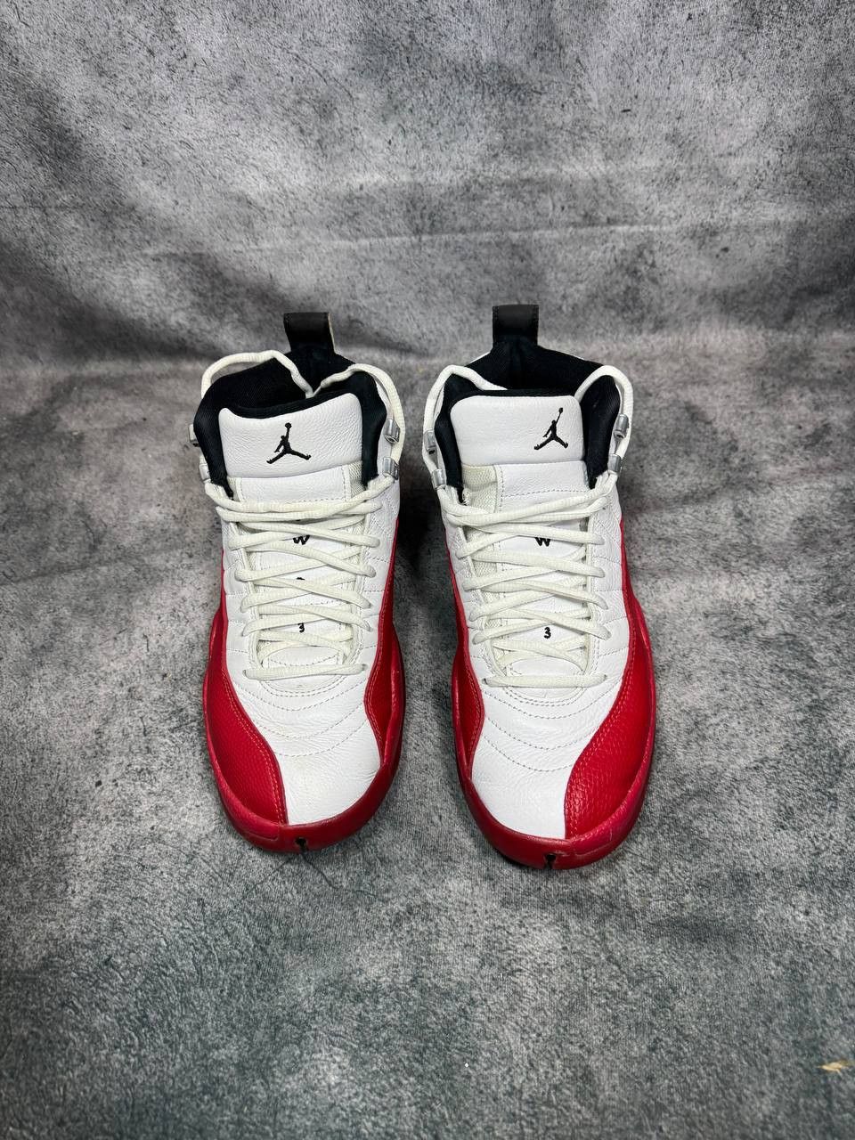 Jordan Brand Size 8 | Jordan 12 Cherry No Box | Pre-Owned Size US 8 / EU 41 - 2 Thumbnail