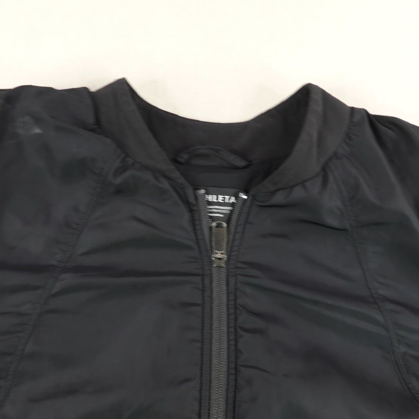 Athleta Athleta Jacket Womens XL Black Bomber Jacket Zip Up Windbreaker Performance Coat Ruched Size XL / US 12-14 / IT 48-50 - 2 Thumbnail