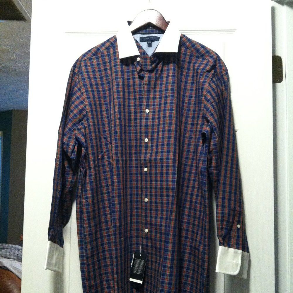 Tommy Hilfiger TOMMY HILFIGER MENS NEW NAVY COTTON DRESS SHIRT 16.5/32-33 Size US L / EU 52-54 / 3 - 4 Thumbnail