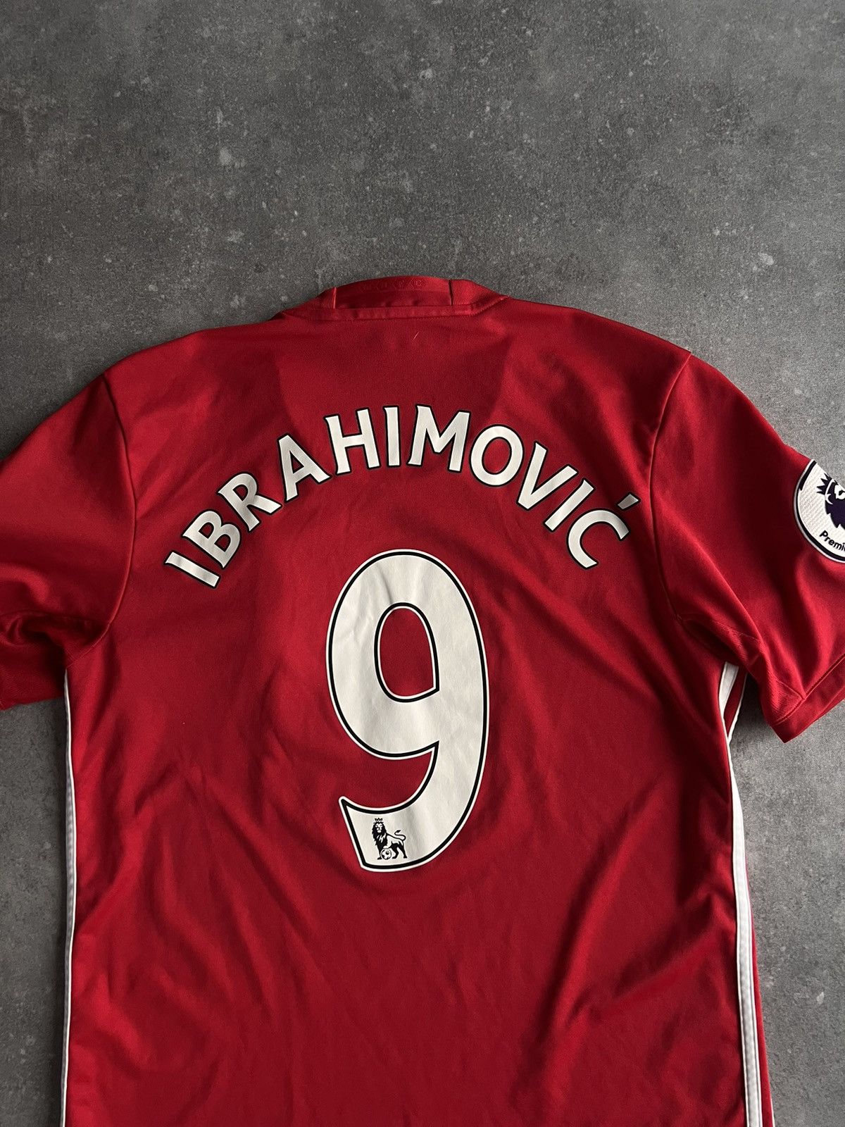 Adidas × Vintage Adidas Manchester United Ibrahimović Football Soccer FC Size US M / EU 48-50 / 2 - 3 Thumbnail