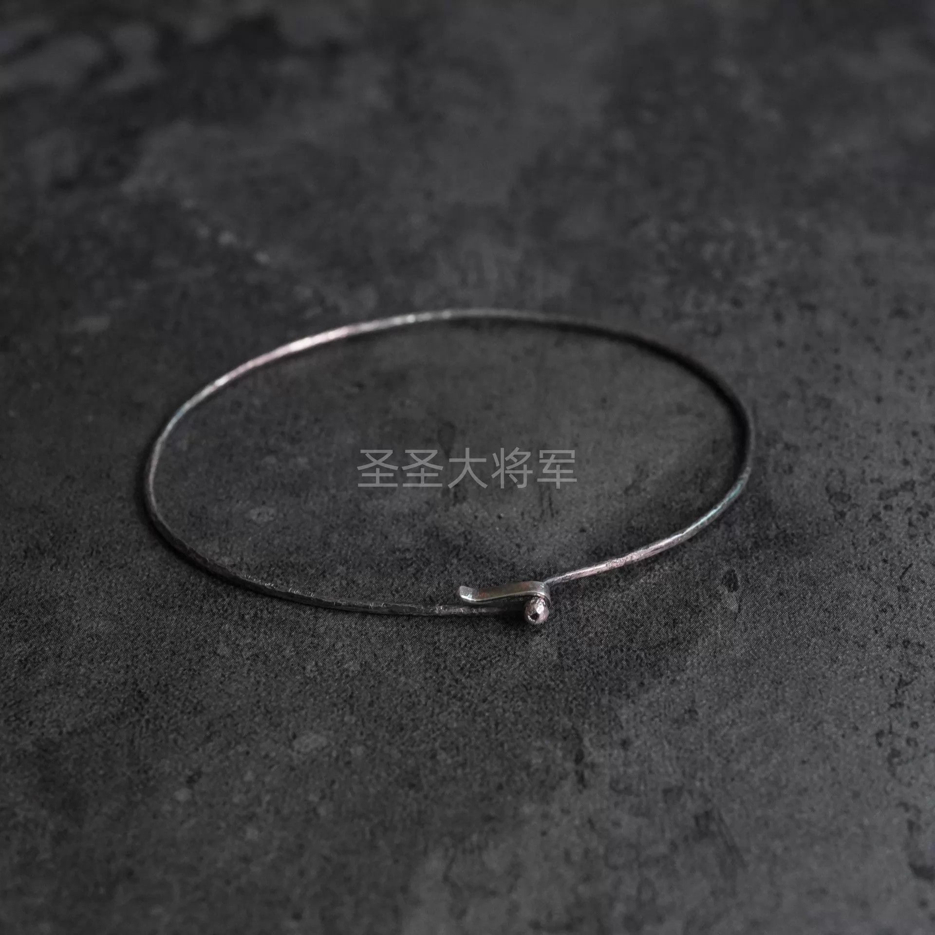DETAJ Detaj Distressed Seed Thin Bangle 17cm Wrist Size ONE SIZE - 5 Thumbnail