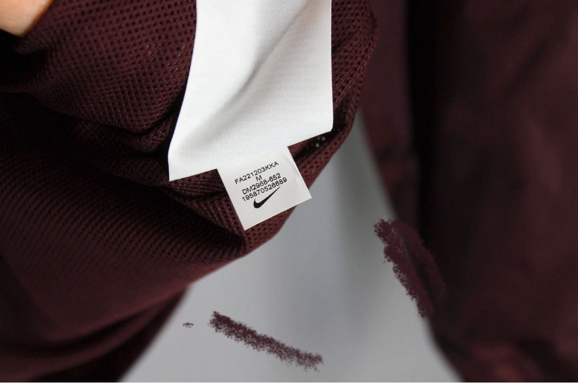 Nike Nike x Liverpool Lightweight Jacket Big Swoosh Men’s Size M Size US M / EU 48-50 / 2 - 9 Thumbnail