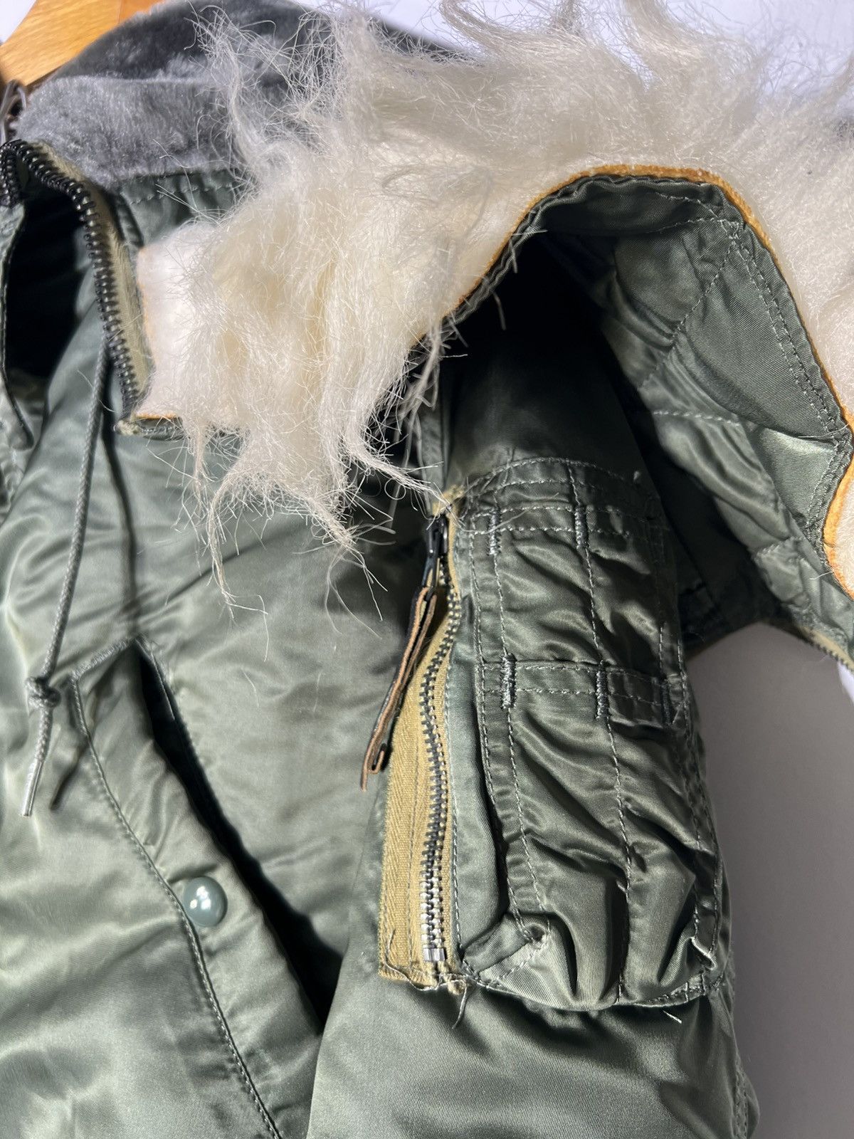 Alpha Industries Vintage Alpha Industries N-2B Bomber Jacket 1977 Size US M / EU 48-50 / 2 - 4 Thumbnail