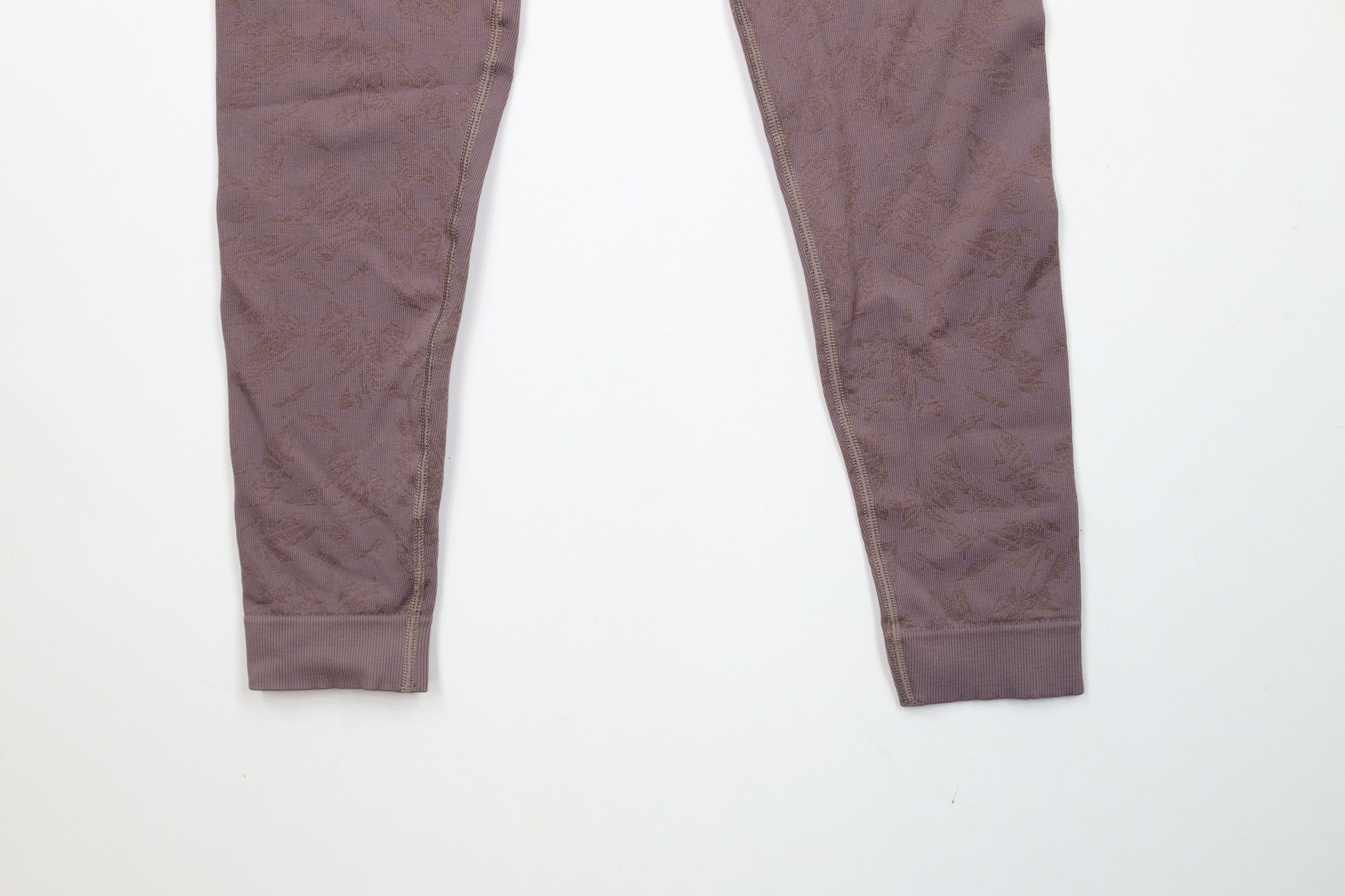 Gymshark × Vintage Gymshark Geometric Ribbed Spandex Gym Leggings Purple Size 25" / US 0 / IT 36 - 4 Thumbnail