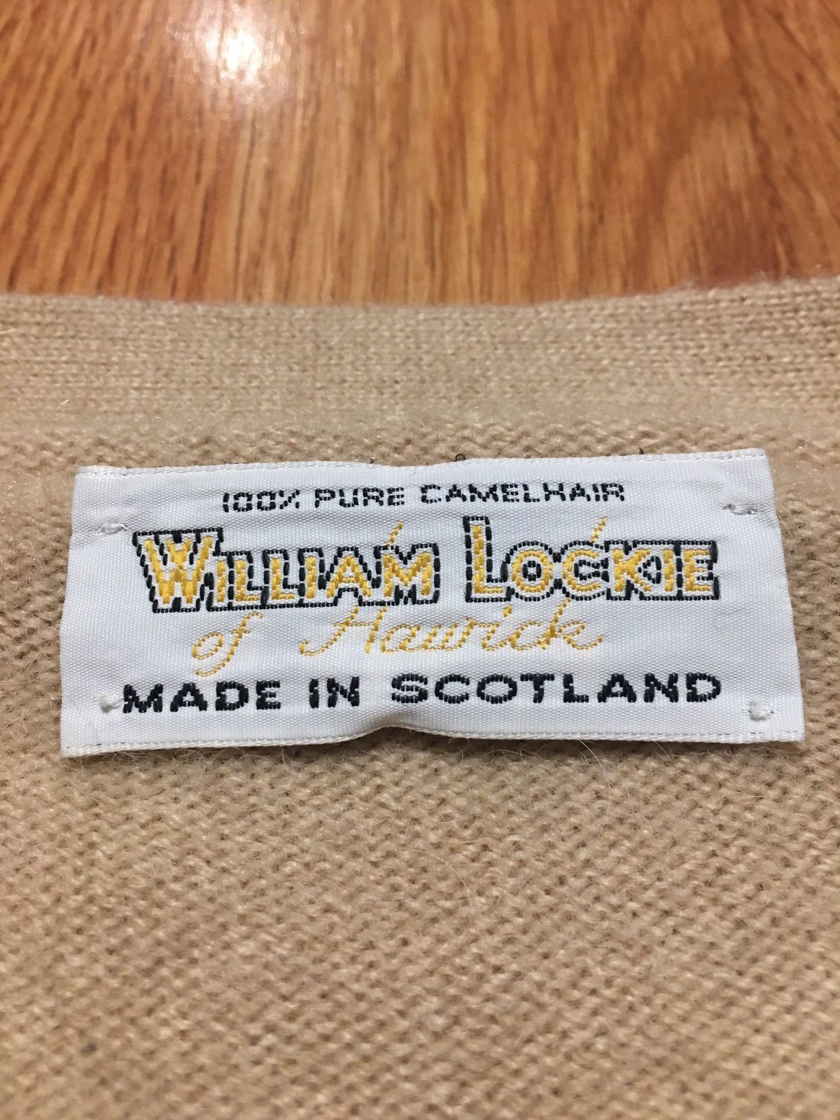 William Lockie William Lockie Scotland Camelhair Cardigan Sweater 44” 112cm Size US L / EU 52-54 / 3 - 7 Thumbnail