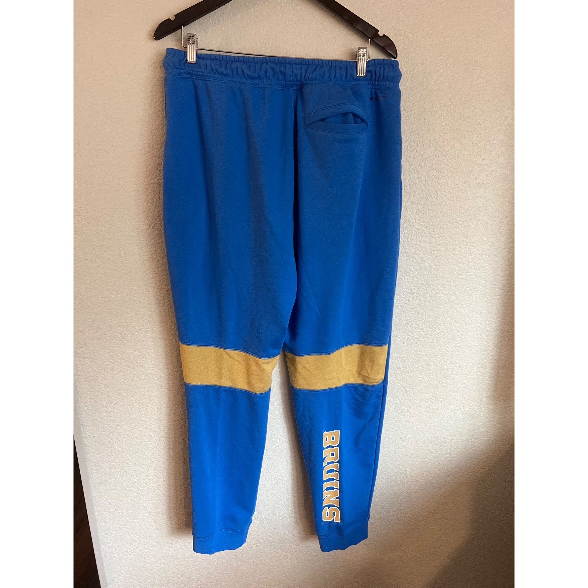 Jordan Brand × Nike Nike Jordan UCLA Bruins Sweatpants - Size XL Size US 38 / EU 54 - 4 Thumbnail