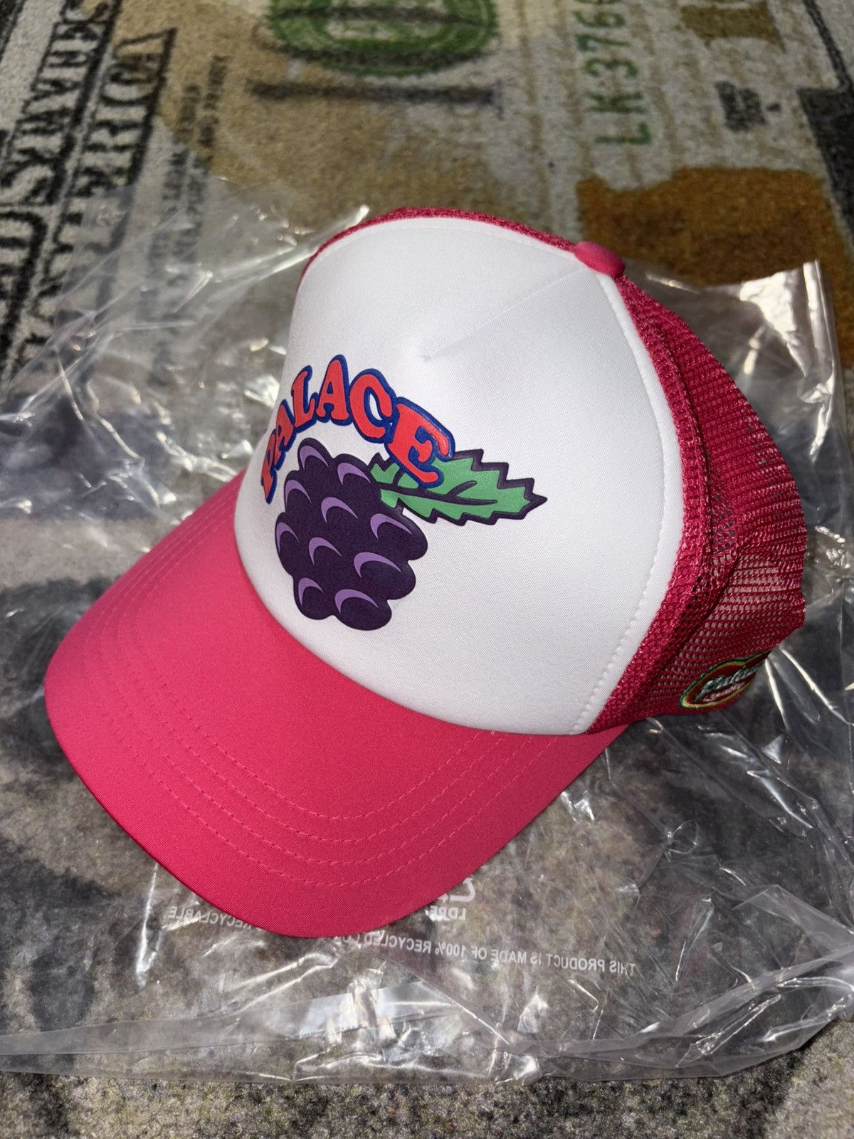 Palace Palace Grape Trucker Hat Size ONE SIZE - 1 Thumbnail
