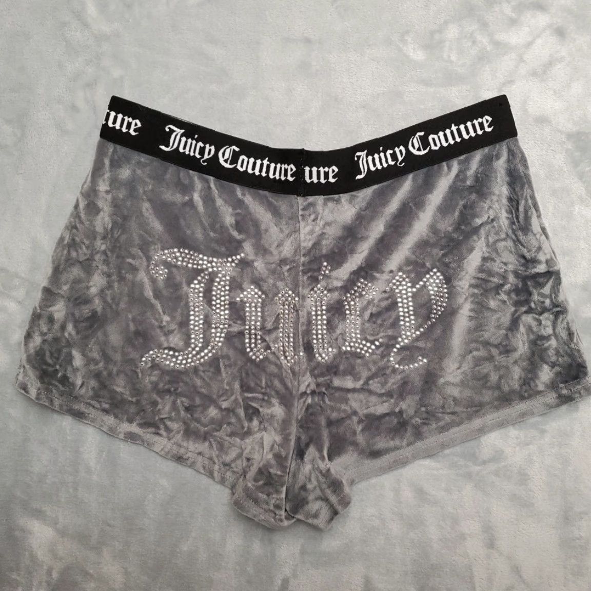 Juicy Couture VINTAGE Juicy Couture Shorts Womens M Gray Velour Rhinestone Logo Lounge Y2K 90s Retro Size 32" / US 10 / IT 46 - 4 Thumbnail