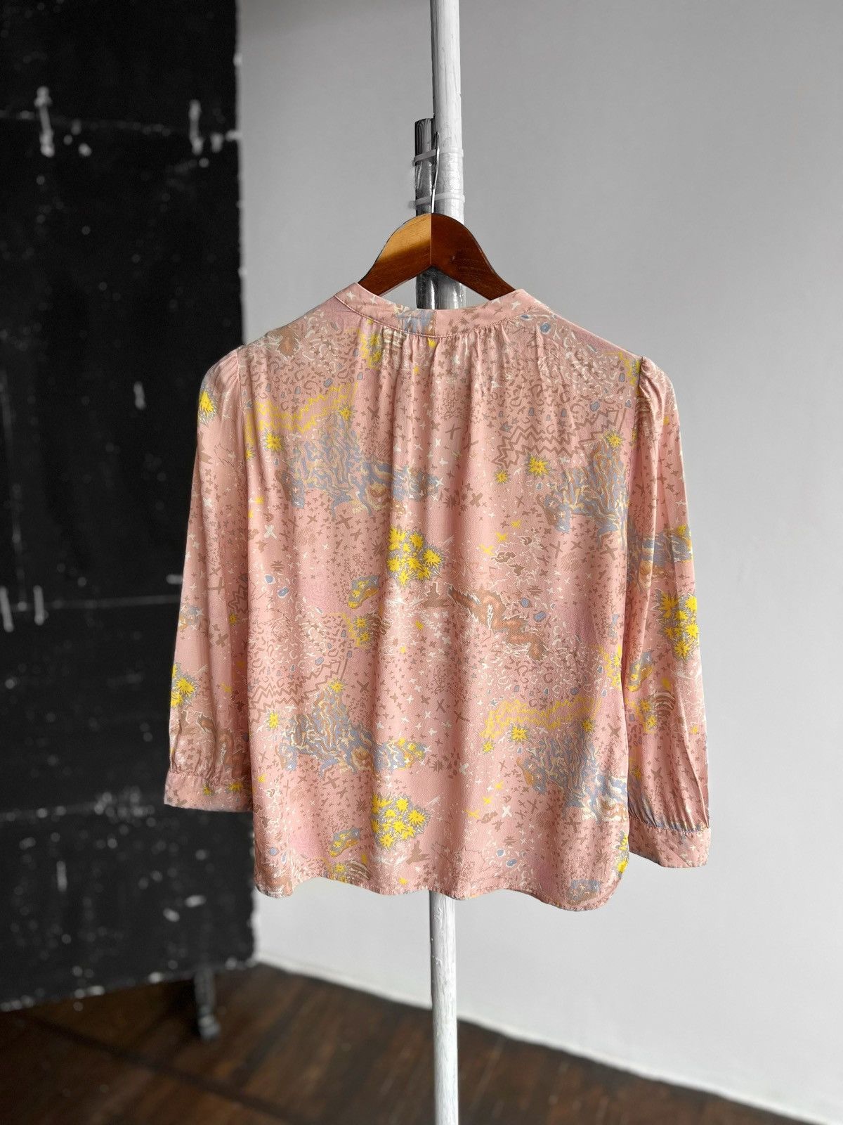 Designer × Zadig & Voltaire Zadig & Voltaire Abstract Print Frill Detail Blouse Shirt Size S / US 4 / IT 40 - 4 Thumbnail
