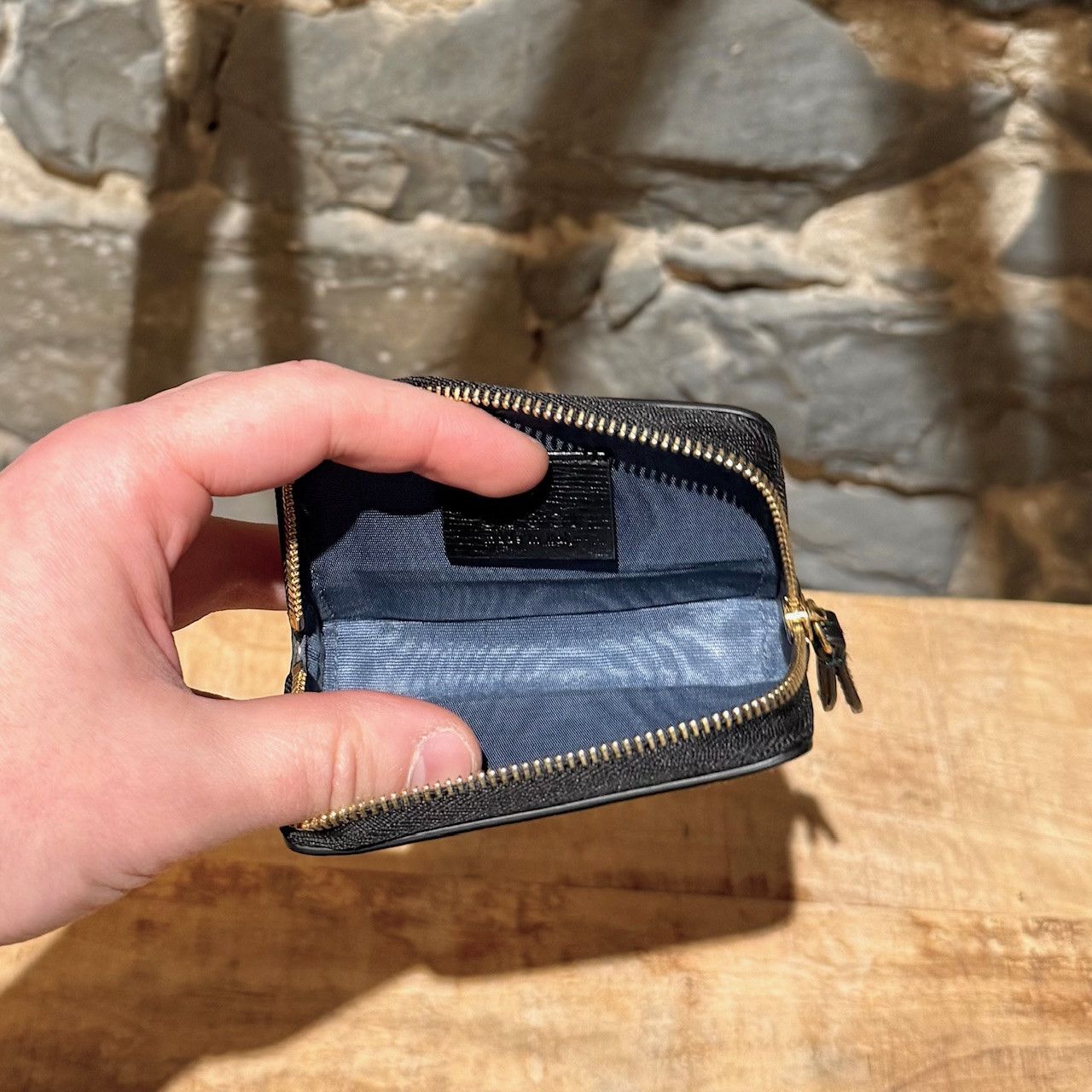 Gucci Gucci Geometric G Zip-Around Coin Purse Size ONE SIZE - 10 Thumbnail