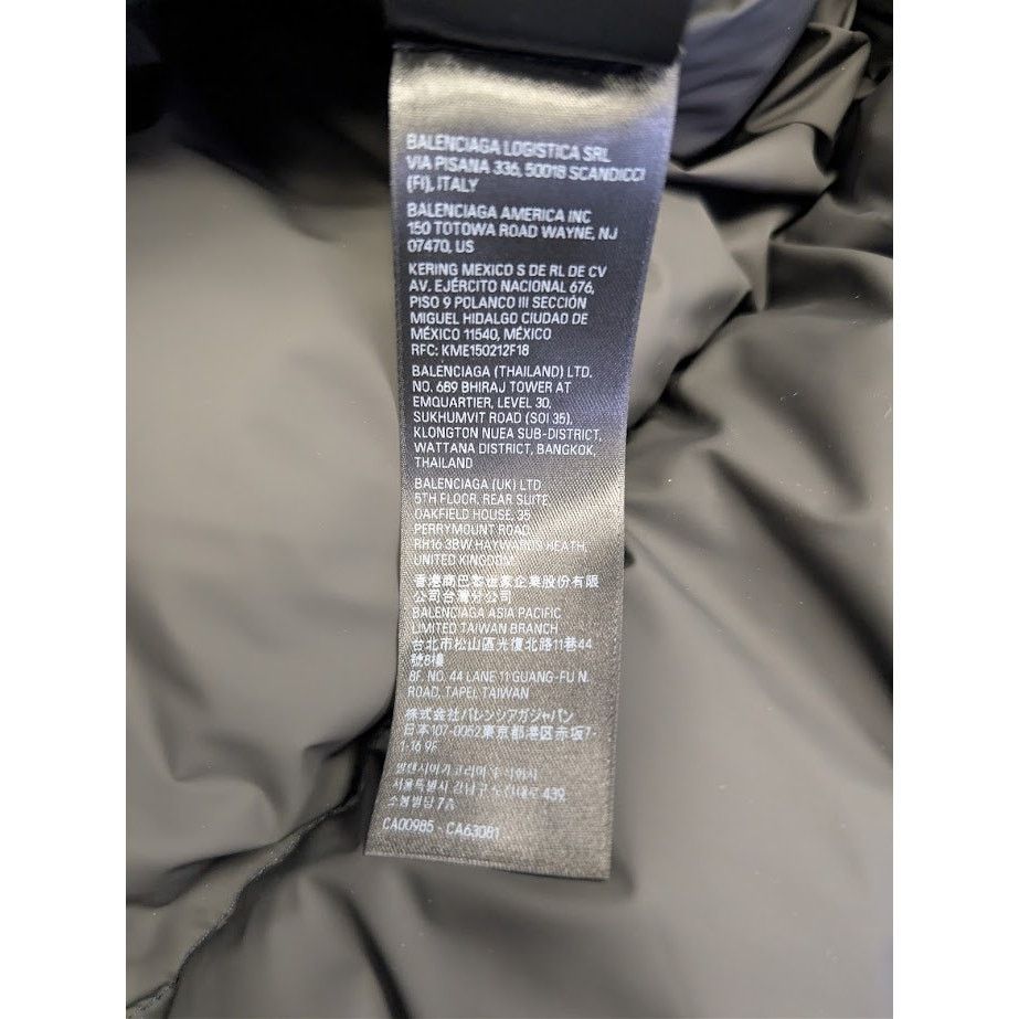 Balenciaga o1rshd1 Mat Nylon Wrap Gilet in Cypress Green Size US M / EU 48-50 / 2 - 20 Thumbnail