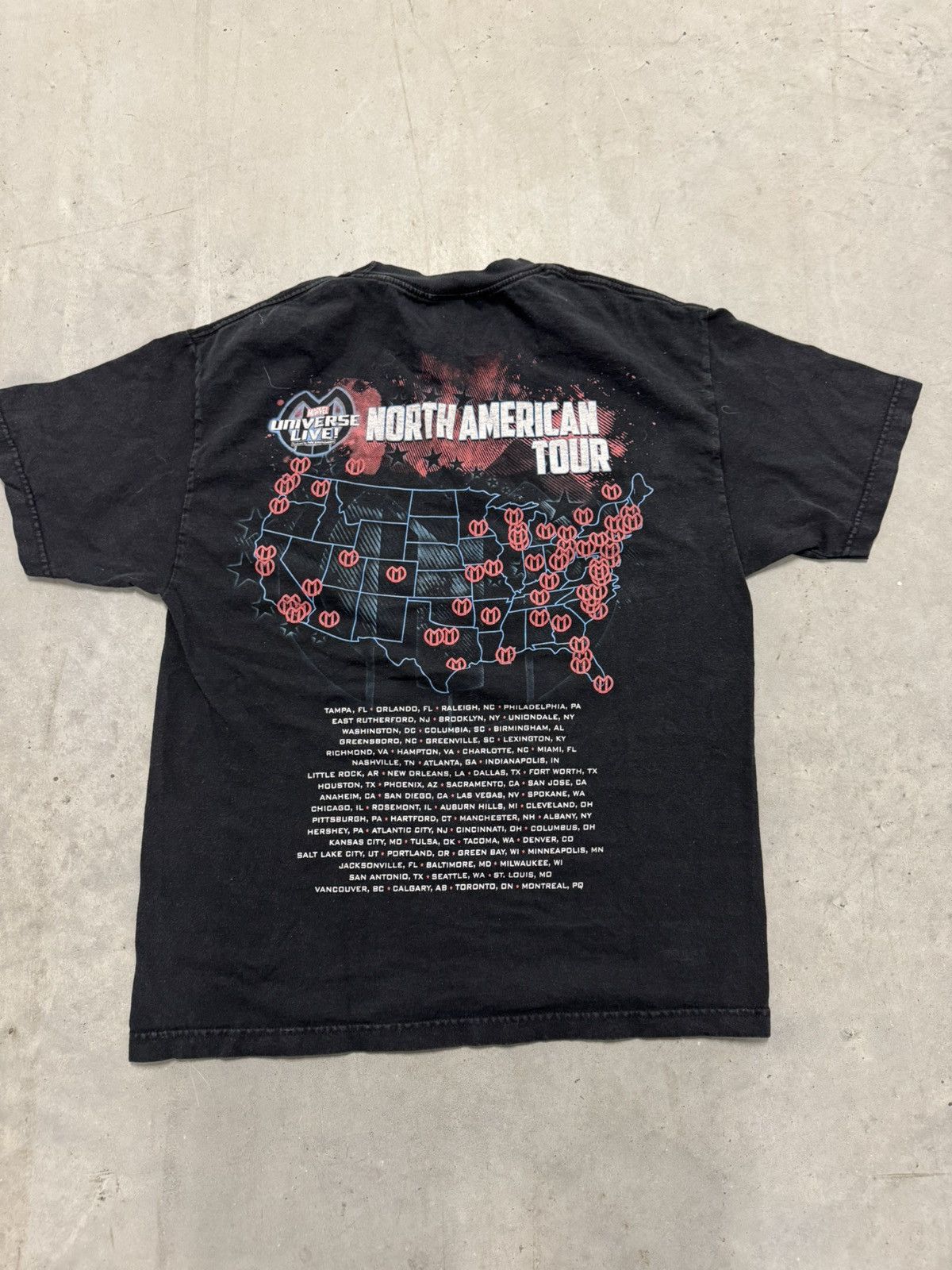 Marvel Comics × Vintage Y2K Marvel Universe Live Tour Tee Size US L / EU 52-54 / 3 - 2 Thumbnail
