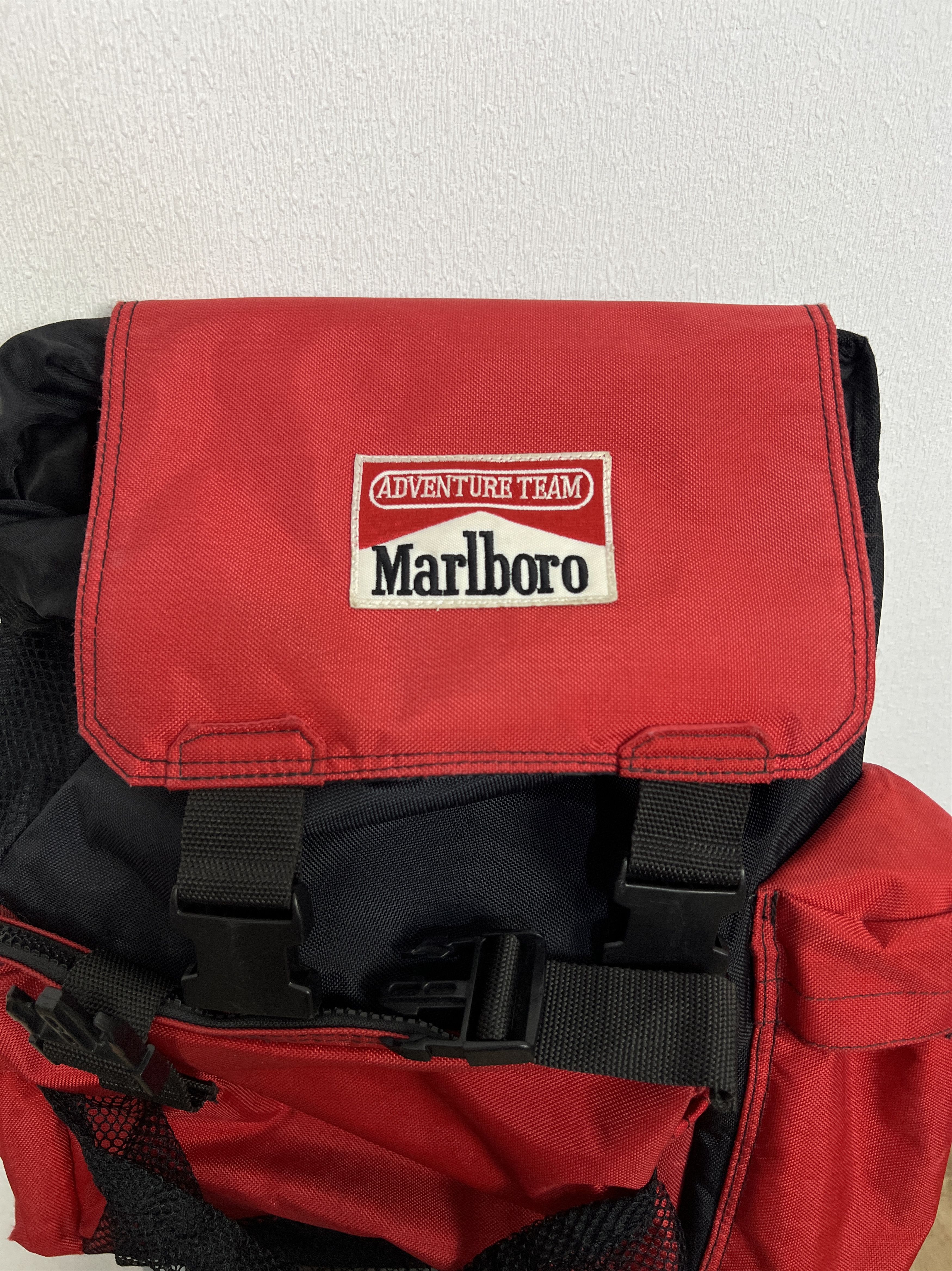 Vintage Marlboro Adventure Team Backpack Hiking Camping Size ONE SIZE - 10 Thumbnail