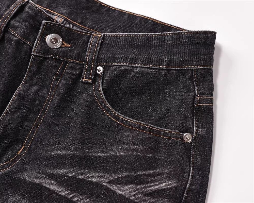 Japanese Brand Washed embossed straight trendy casual wide-leg jeans Size US 32 / EU 48 - 4 Thumbnail