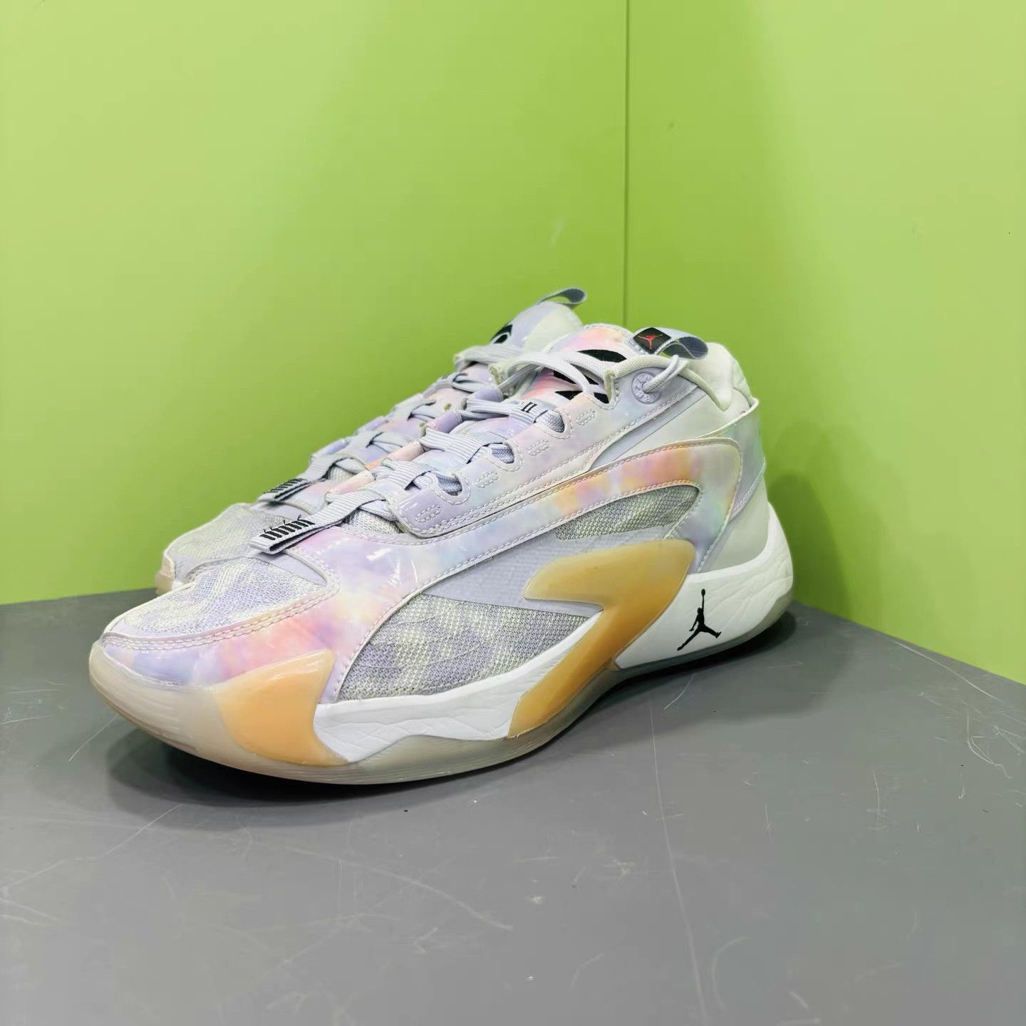 Jordan Brand Jordan Luka 2 Nebula Basketball Shoes K15 Size US 11 / EU 44 - 1 Thumbnail