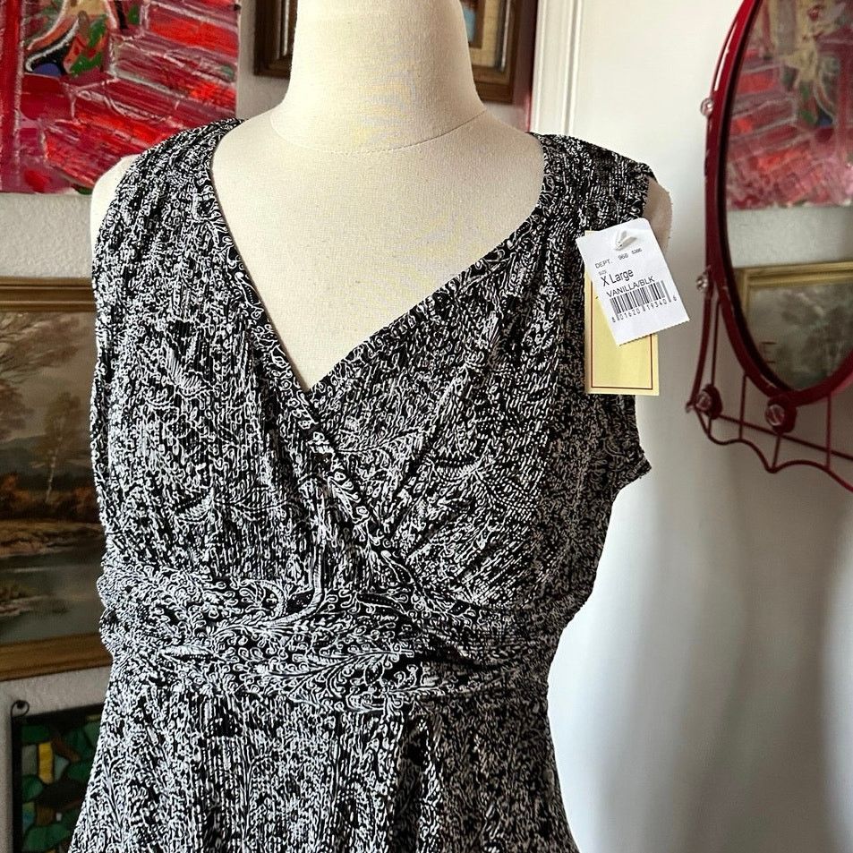 Other volume 1 floral black white babydoll tank top Size XL / US 12-14 / IT 48-50 - 2 Thumbnail