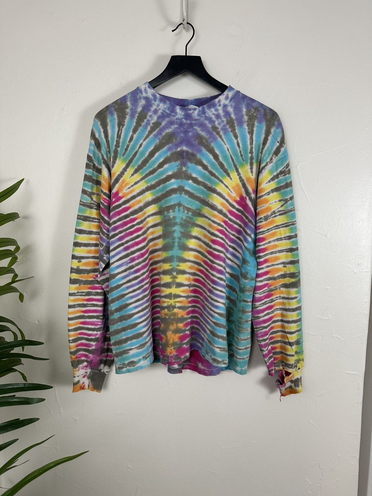 Hanes (L) AMAZING THRASHED OUT Tye Dye Longsleeve Tee Size US L / EU 52-54 / 3 - 2 Thumbnail