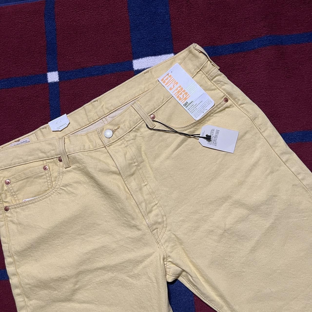 Levi's NWT Levi's Fresh 501 Original Straight Leg yellow Jeans Size US 38 / EU 54 - 2 Thumbnail