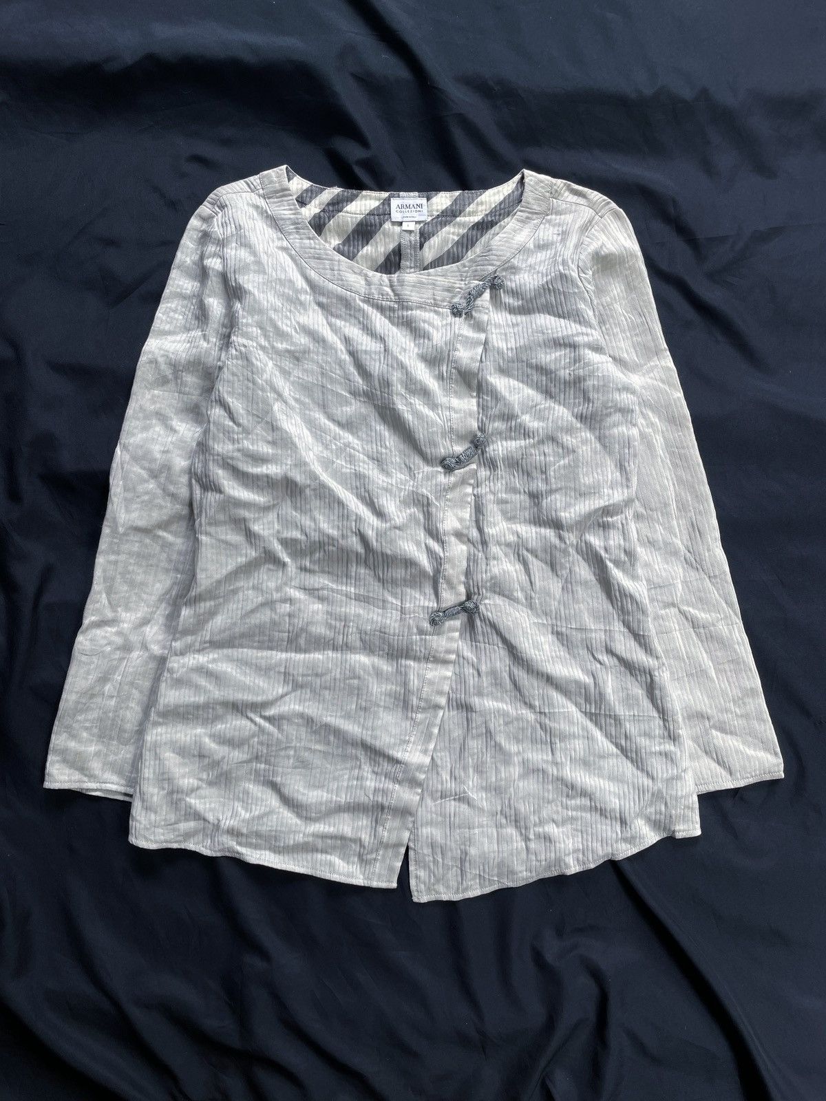Armani ARMANU ARCHIVE COLLECTION BUTTON DOWN SHIRT Size US M / EU 48-50 / 2 - 1 Thumbnail