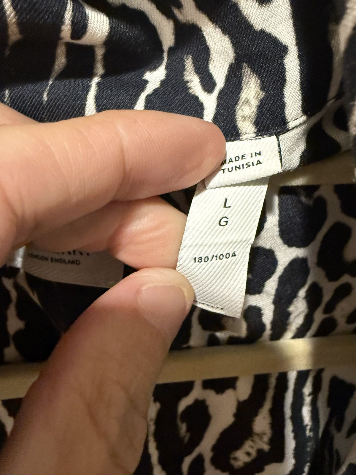 Burberry Brand new Size US L / EU 52-54 / 3 - 3 Thumbnail