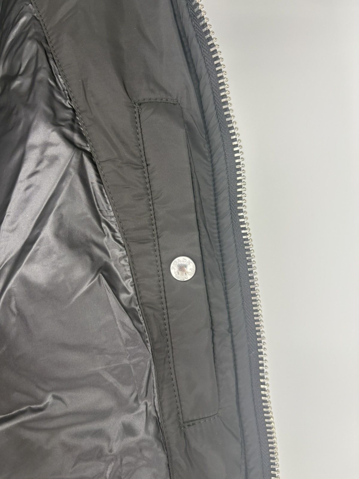 Prada Prada Nylon Puffer Jacket Size US L / EU 52-54 / 3 - 3 Thumbnail