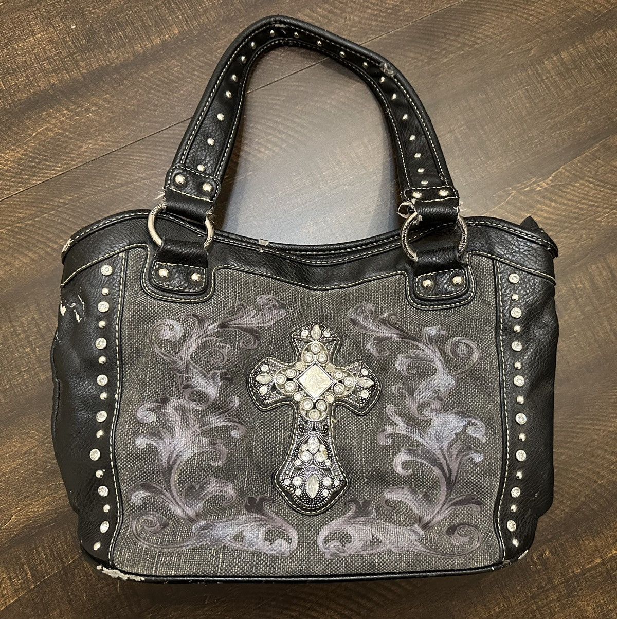 Other Montana West Y2K Distressed Studded Cross Purse Size ONE SIZE - 1 Thumbnail